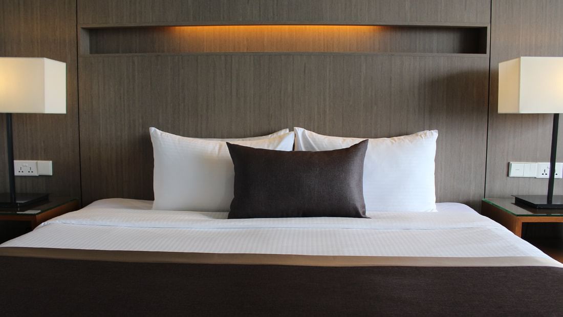 高级客房阳台床