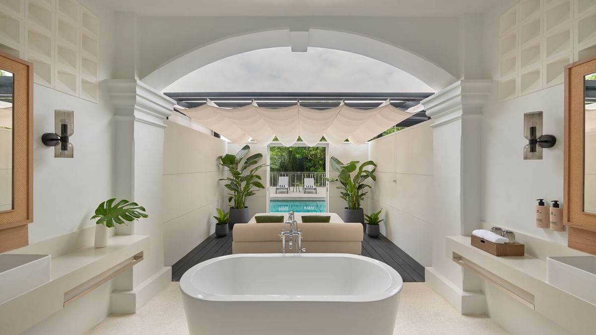 情侣套房日光床