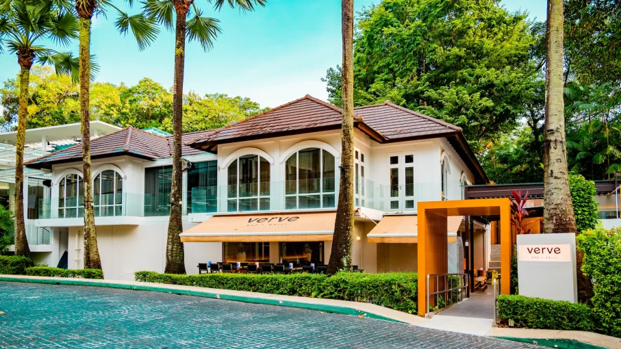 Verve 酒吧 + 烧烤餐厅