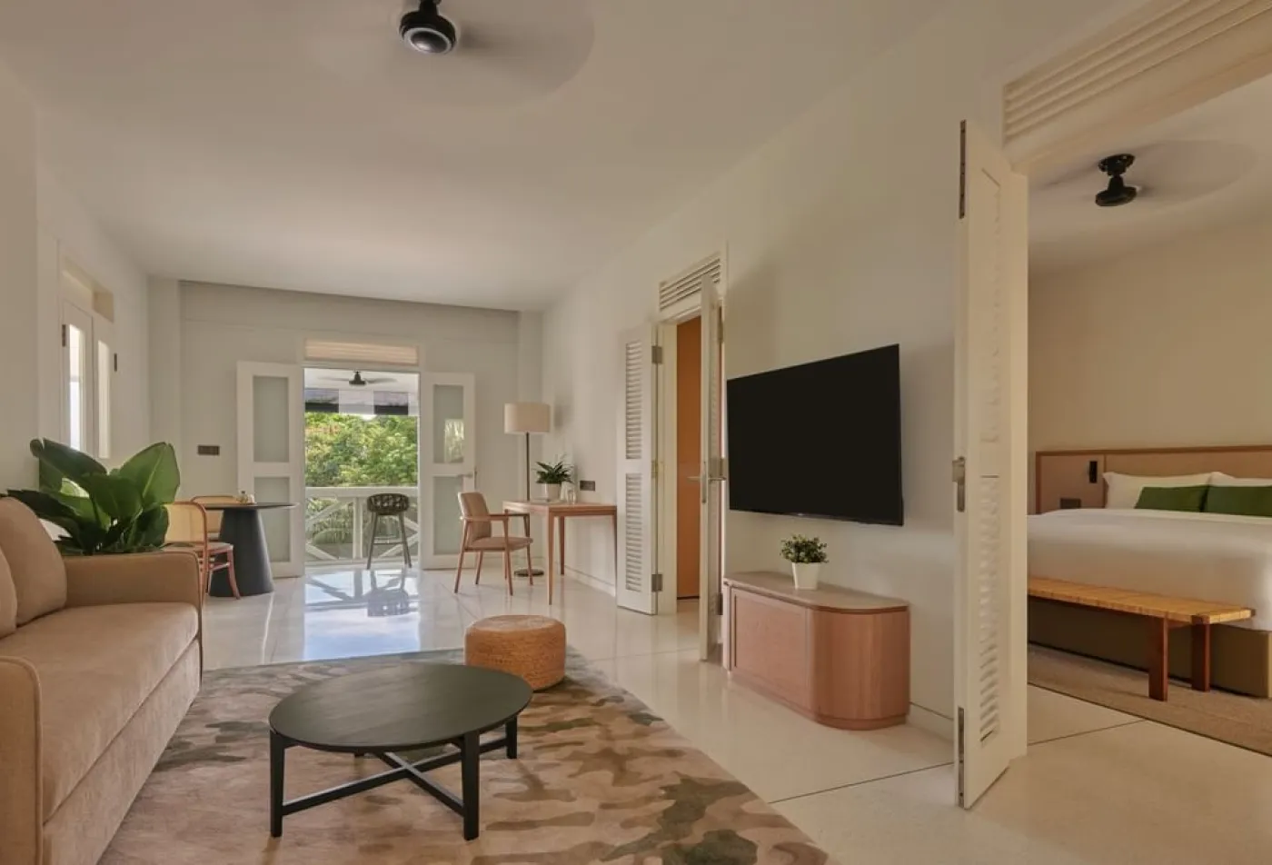 初级套房起居室